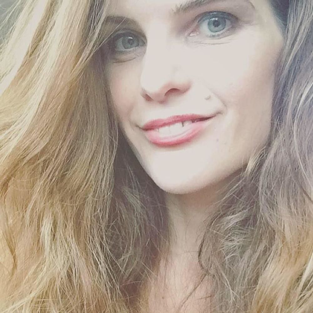 Meet your Posher, Joy